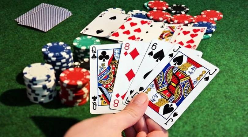 Советы по покеру от Майка Каро